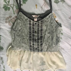 Beautiful grey/white top